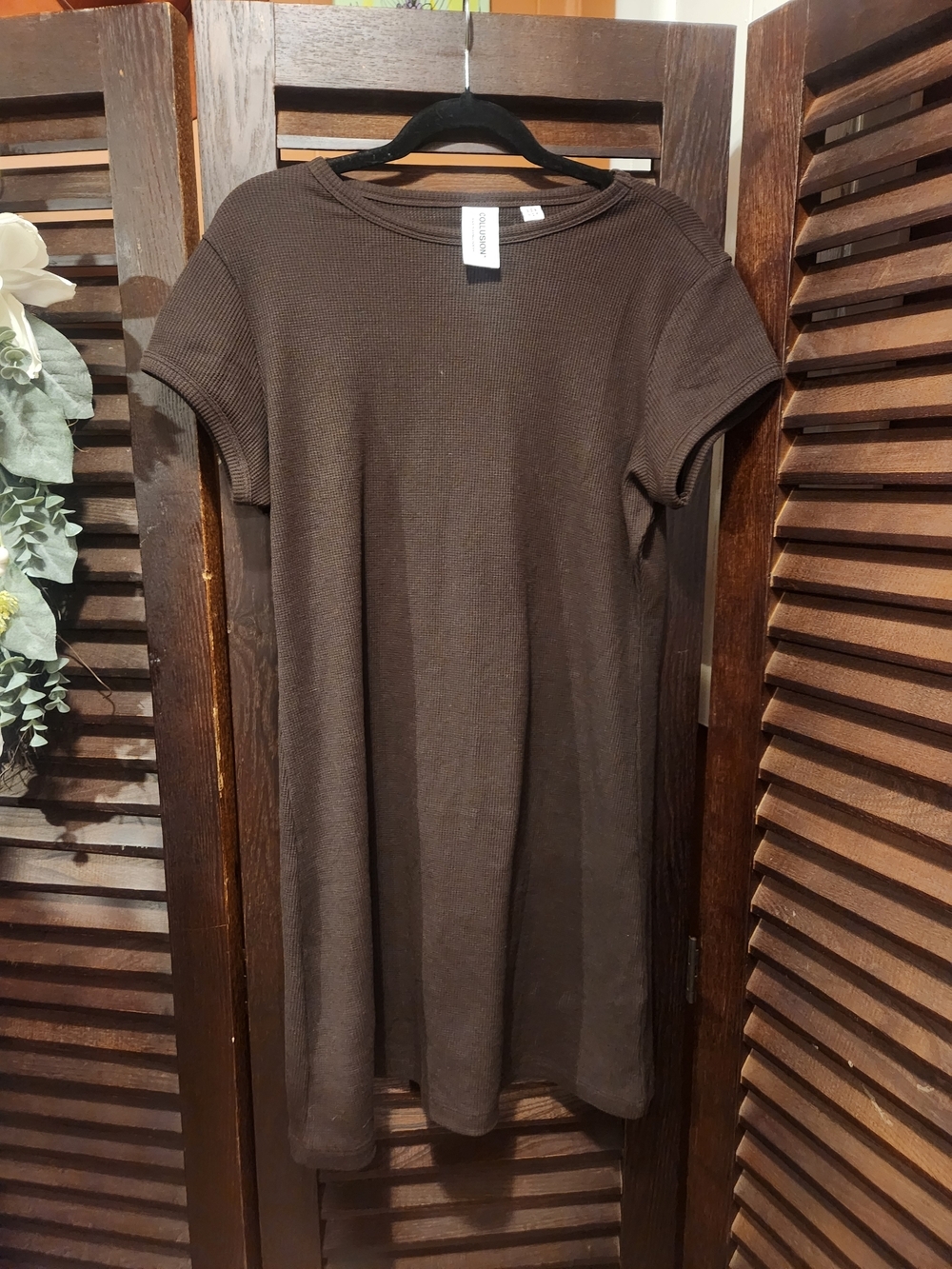 Brown Short Sleeve Ribbed T-Shirt Dress